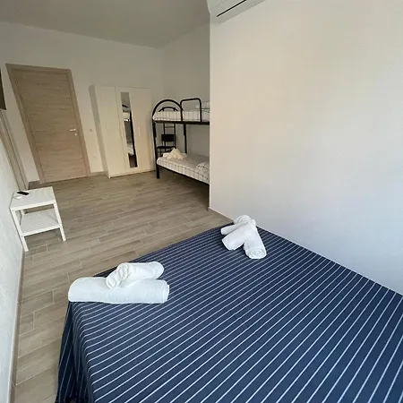 Domo Mia Bed and Breakfast Νουόρο